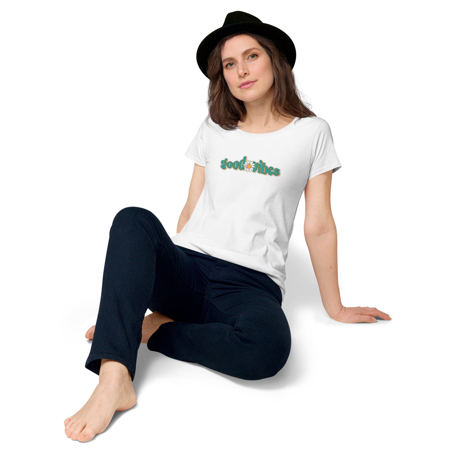 Good Vibes round neck tee